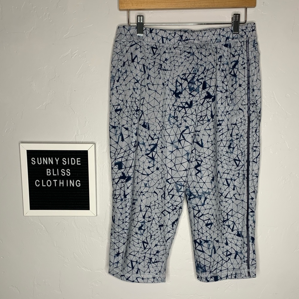 Lululemon Yogi Crop Leggings Size 6 Star Crush Silver Fox Deep Navy Yoga Pants
